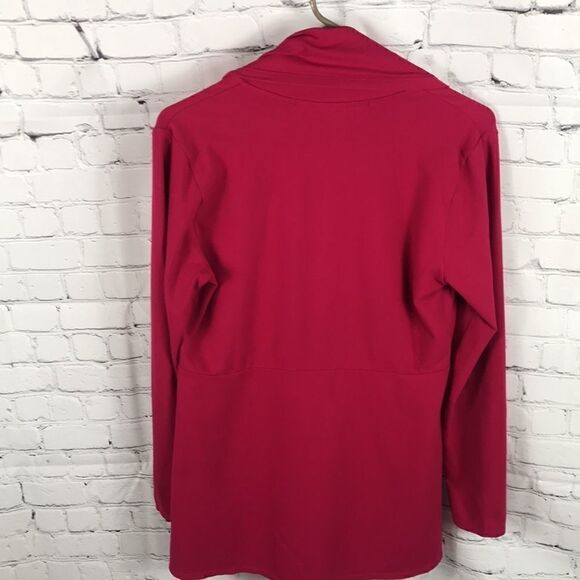 Athleta Performance Cardigan fuchsia pink single hook EUC size Medium - Picture 4 of 4